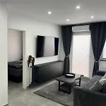 דירה Schoene 3-zimmer-wohnung Mit Klima Am Stadtrand Von Berlin Blankenfelde-Mahlow