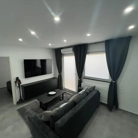 דירה Schoene 3-zimmer-wohnung Mit Klima Am Stadtrand Von Berlin Blankenfelde-Mahlow
