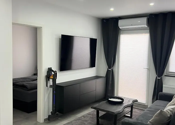 Apartment Schoene 3-zimmer-wohnung Mit Klima Am Stadtrand Von Berlin Blankenfelde-Mahlow